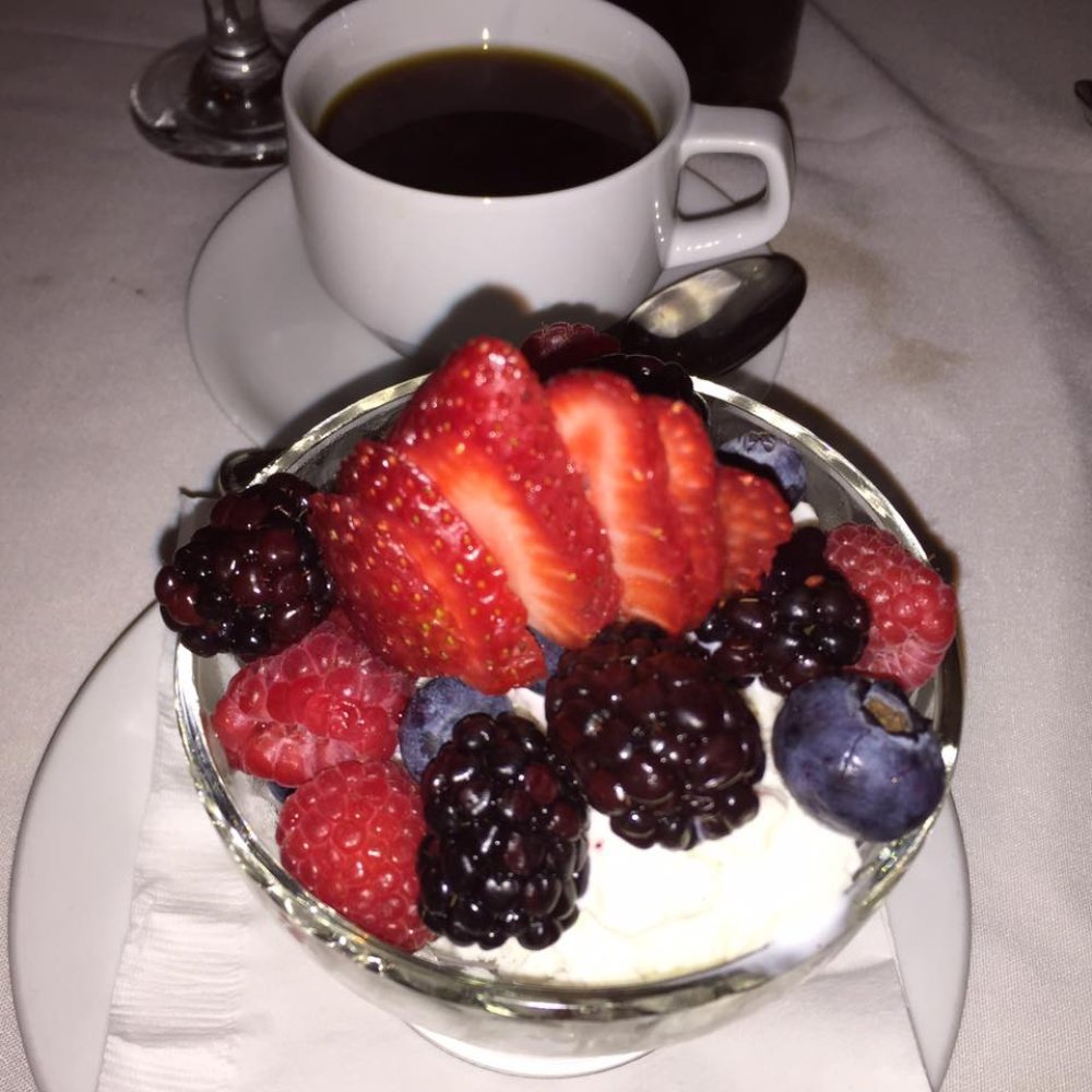 Craig's - Berries with vanilla ice cream - American Near Me - West Hollywood, California Craig's - Berries with vanilla ice cream - American Near Me - West Hollywood, California