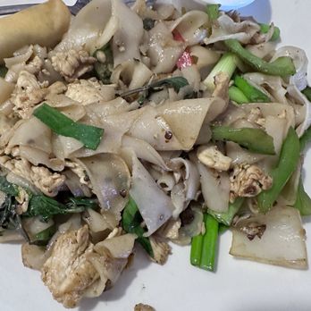 Thai Dishes Valencia - Chicken Ke Mao Lunch Special - Thai Near Me - Valencia, California