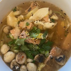 Vida's Thai Food - Suki Yaki Noodle Soup with Salmon