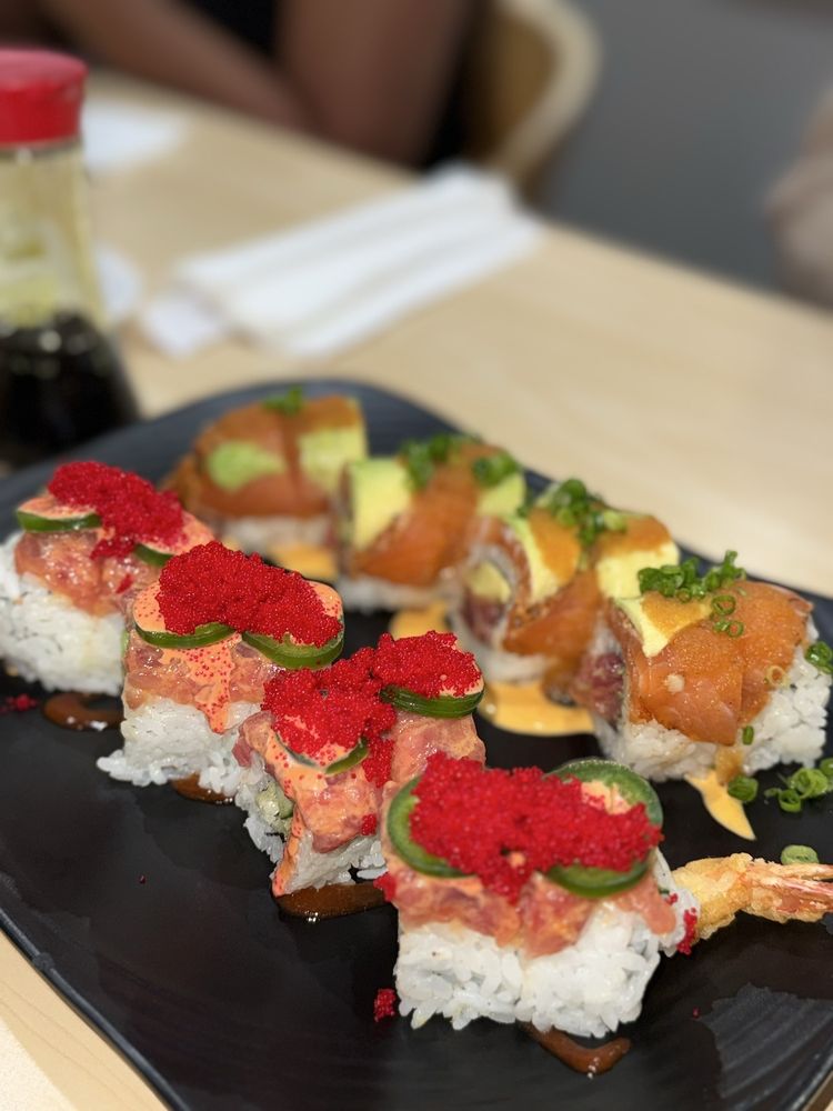 California Beach Rock n' Sushi