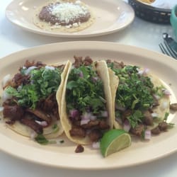 Taconooga - Carnitas, carne asada, al pastor tacos