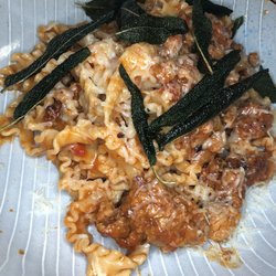 Mark And Vinny's - Mafalda con ragu
