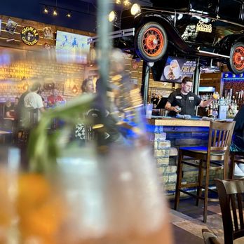 Ford's Garage St. Augustine - Cheers ;) - Burgers Near Me - St. Augustine, Florida