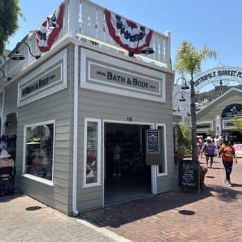 Catalina Bath & Body - Arts & Crafts Near Me - Avalon, California Catalina Bath & Body - Arts & Crafts Near Me - Avalon, California