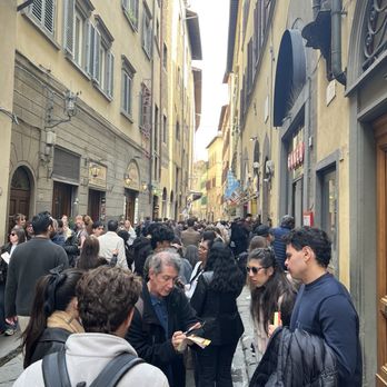 I' Girone de' Ghiotti - Long line but it was very orderly and moved quickly. - Beer, Wine & Spirits Near Me - Florence, FI I' Girone de' Ghiotti - Long line but it was very orderly and moved quickly. - Beer, Wine & Spirits Near Me - Florence, FI