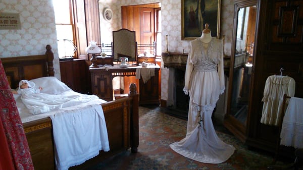 Castle Menzies by null