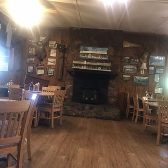 Tom's Place Cafe - Plenty of room and comfortable seating - Bars Near Me - Crowley Lake, California Tom's Place Cafe - Plenty of room and comfortable seating - Bars Near Me - Crowley Lake, California