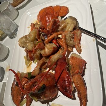 Array 36 - Lobster - Chinese Near Me - San Gabriel, California