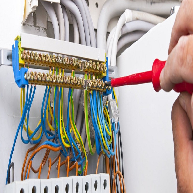 Slide of Local Trusted Electricians Irvine