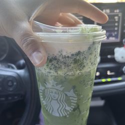 Starbucks - Iced matcha latte with soy and salted caramel cold foam