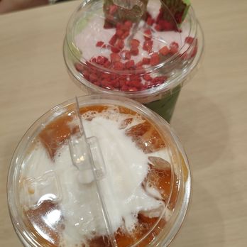 Êmm Cafe - Photo friendly beverages - Cafes Near Me - Houston, Texas Êmm Cafe - Photo friendly beverages - Cafes Near Me - Houston, Texas