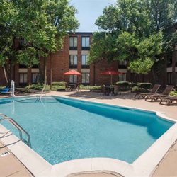 Best Western Chicago - Downers Grove - Outdoor Pool
