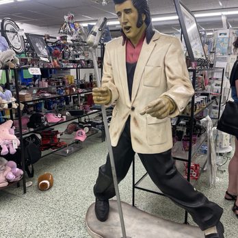 Gay Dolphin Gift Cove - Elvis doin his thang - Gift Shops Near Me - Myrtle Beach, South Carolina Gay Dolphin Gift Cove - Elvis doin his thang - Gift Shops Near Me - Myrtle Beach, South Carolina