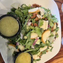Pear kiwi salad Pear kiwi salad