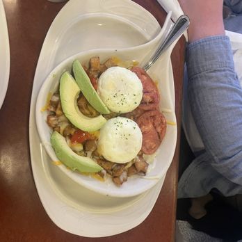 Aristocrat Pub & Restaurant - Veggie breakfast hash - Pubs Near Me - Indianapolis, Indiana