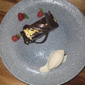 Tora Cancun - Black to the Future dessert - Japanese Near Me - Cancún, ROO Tora Cancun - Black to the Future dessert - Japanese Near Me - Cancún, ROO