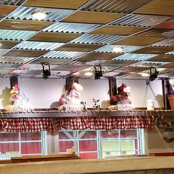 Frizzle Chicken Cafe - More singing chickens - Breakfast & Brunch Near Me - Pigeon Forge, Tennessee