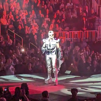 State Farm Arena - Adam Lambert opening outfit - Stadiums & Arenas Near Me - Atlanta, Georgia State Farm Arena - Adam Lambert opening outfit - Stadiums & Arenas Near Me - Atlanta, Georgia