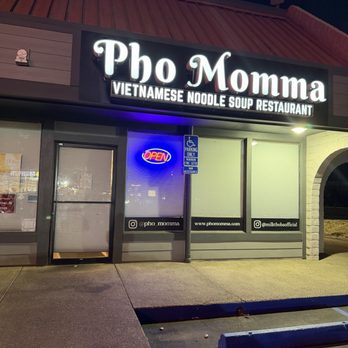 Pho Momma - Blinds closed at 8 PM - Noodles Near Me - Sacramento, California Pho Momma - Blinds closed at 8 PM - Noodles Near Me - Sacramento, California