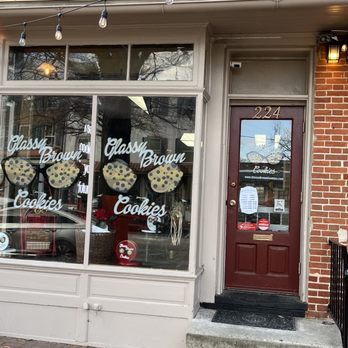 Glassy Brown Cookies - Front door - Desserts Near Me - Camden, New Jersey Glassy Brown Cookies - Front door - Desserts Near Me - Camden, New Jersey