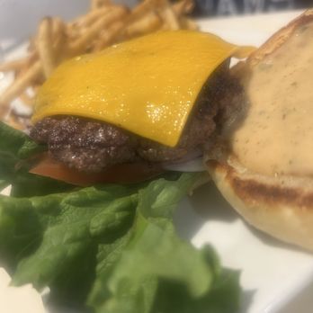 Upscale Rio - Cheeseburger - Burgers Near Me - Rio Rancho, New Mexico