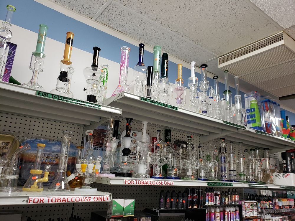 NORTHFIELD SMOKE & VAPE SHOP Updated August 2024 12 Photos 10512