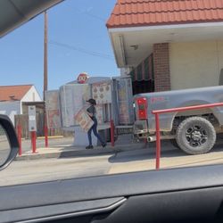 Dairy Queen - Mgmt correcting price to match register-Nicely done