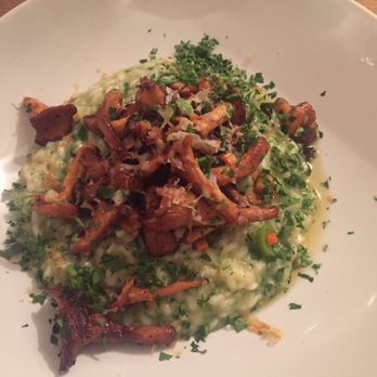 Färberei - Risotto mit Pfifferlingen - mega lecker! - International Near Me - Augsburg, BY