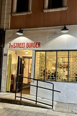 7th Street Burger Williamsburg by null