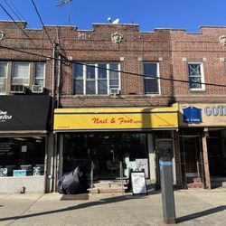 The storefront of the best nail salon in Sheepshead Bay!