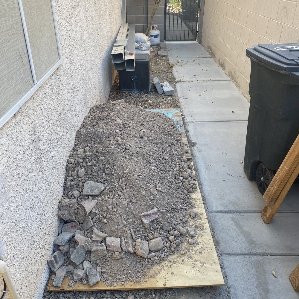 Allegiance Junk Removal - Side yard mess (before) - Junk Removal & Hauling Near Me