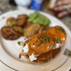 Cafe Mimosa - Eggs Benedict with Salmon Brunch