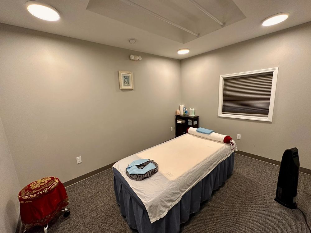 Acupoint Relaxation & Foot Spa