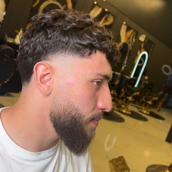 Iconic Fades - Men's Hair Salons Near Me - Chicago, Illinois Iconic Fades - Men's Hair Salons Near Me - Chicago, Illinois