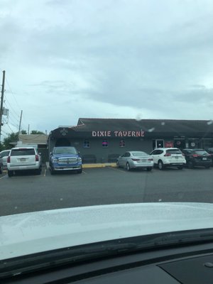 Dixie Taverne by null