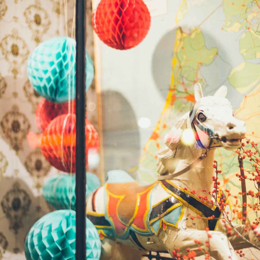 THE BEST 10 CARDS & STATIONERY near AMSTERDAM-ZUID