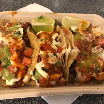 Amelia's Kitchen - Tripas, al pastor, y lengua supreme taco - Food Trucks Near Me - Fremont, California