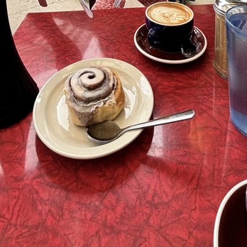 Bouldin Creek Cafe - Vegan cinnamon roll, Purple Dream, Lavender Mocha - Vegetarian Near Me - Austin, Texas Bouldin Creek Cafe - Vegan cinnamon roll, Purple Dream, Lavender Mocha - Vegetarian Near Me - Austin, Texas