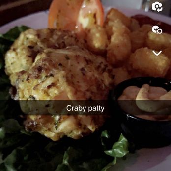 The Admiral's Cup - Crab cake - Bars Near Me - Baltimore, Maryland