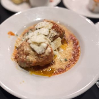 THE BOOTLEGGER ITALIAN BISTRO - Updated September 2024 - 2210 Photos ...