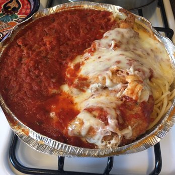 Italia Pizza - Chicken Parmesan - Pizza Near Me - Brooklyn, New York