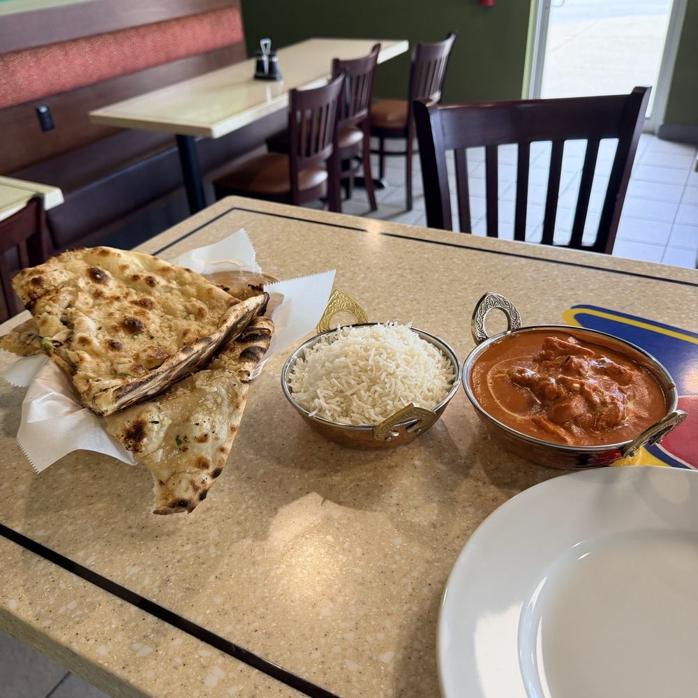 Butter Chicken Masala with Garlic Naan and Marsala Hot Tea! Butter Chicken Masala with Garlic Naan and Marsala Hot Tea!