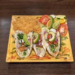 Tacos De Pescado / Fish Tacos