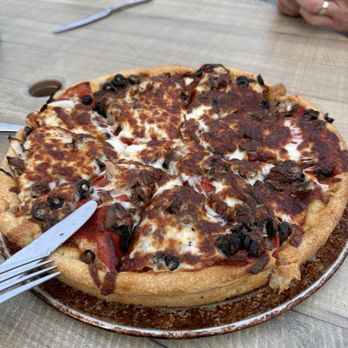 Katie Downs Waterfront Tavern - Pizza!!! Yum! - Pizza Near Me - Tacoma, Washington
