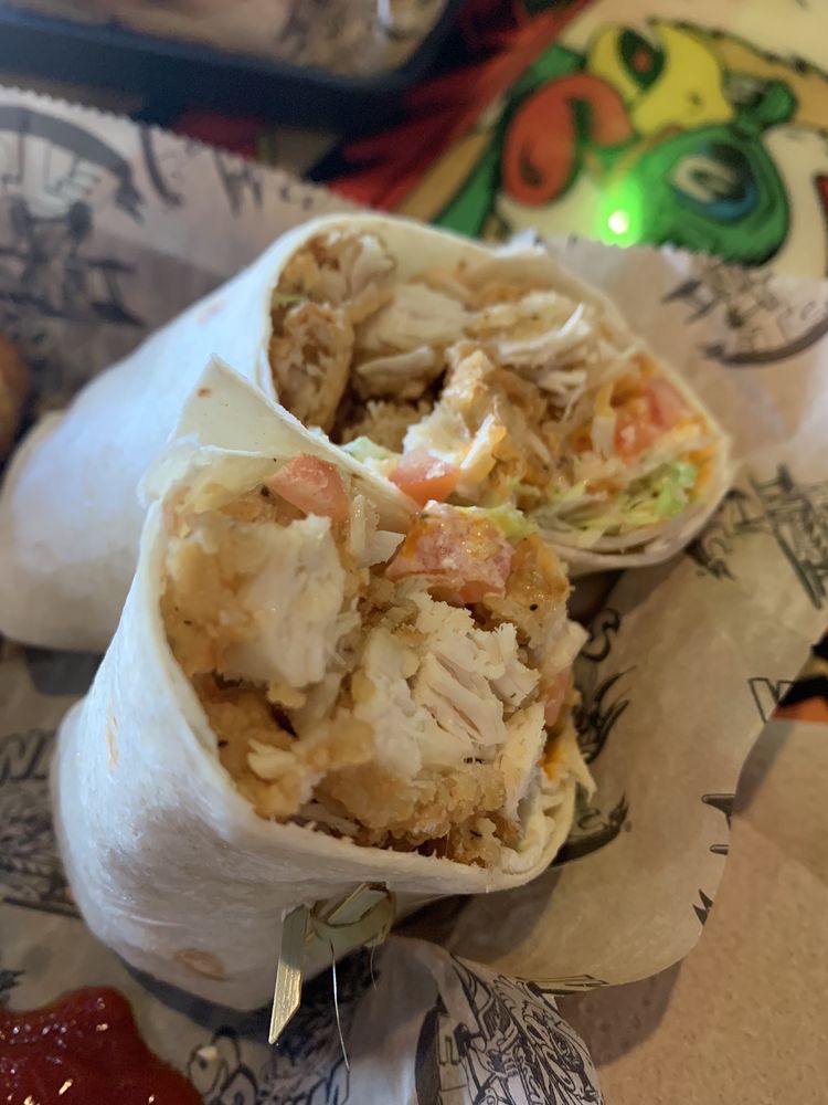 WINGS ETC Updated October 2024 34 Photos & 86 Reviews 135