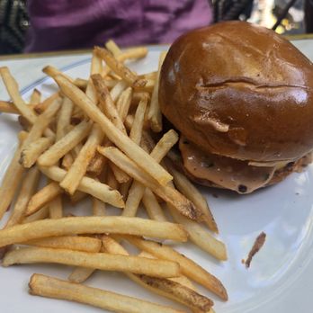 Simonette - Burger and fries - French Near Me - Culver City, California Simonette - Burger and fries - French Near Me - Culver City, California
