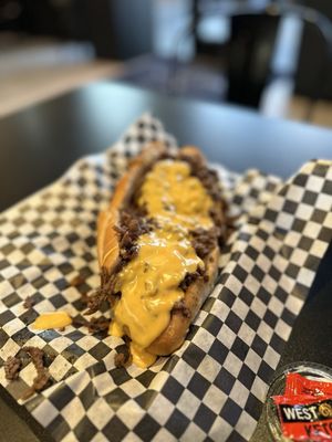 Paulie's South Street Steaks by null
