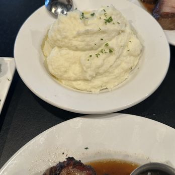 The Cutlery - Truffle mash - Steakhouses Near Me - Honolulu, Hawaii The Cutlery - Truffle mash - Steakhouses Near Me - Honolulu, Hawaii