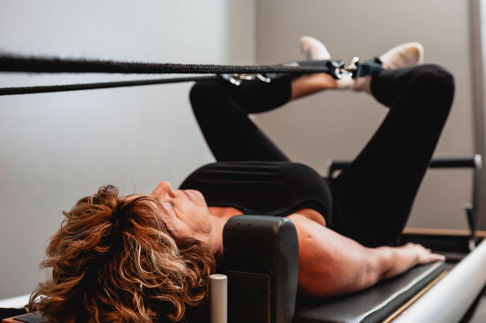 Chic Fitness Traniner Image