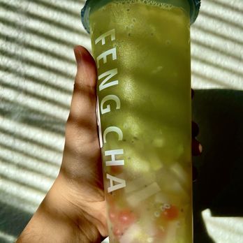 Feng Cha Saginaw - Kiwi basil green tea with lychee jelly and strawberry popping boba. - Bubble Tea Near Me - Saginaw, Texas